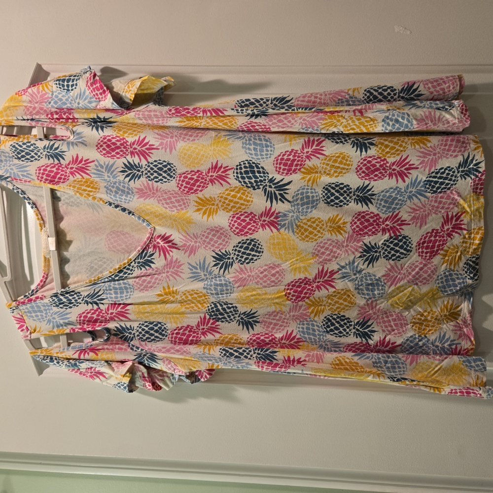 Fin and Grace Pineapple 🍍 top size 2X